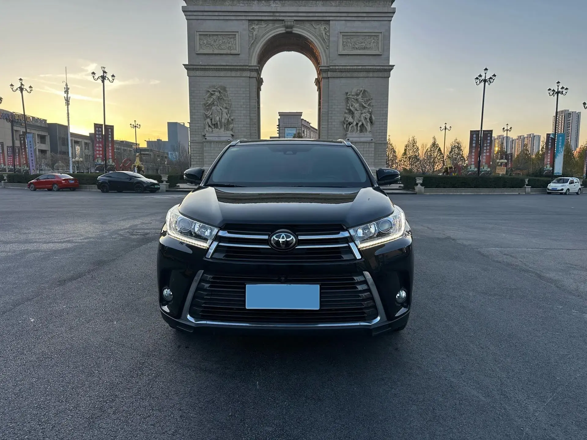 2018 TOYOTA HIGHLANDER thumbnail 2