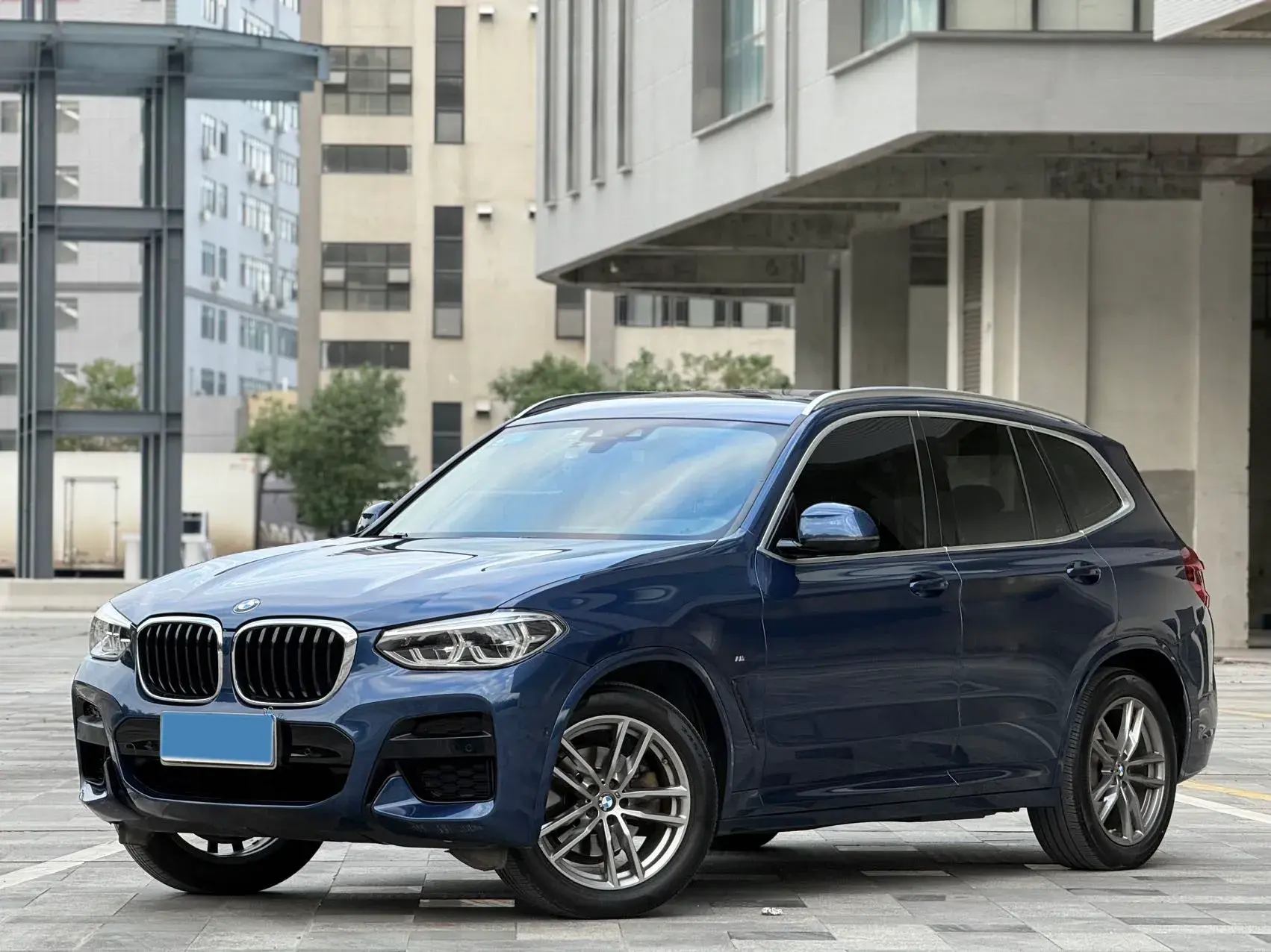 2020 BMW X3 view 1