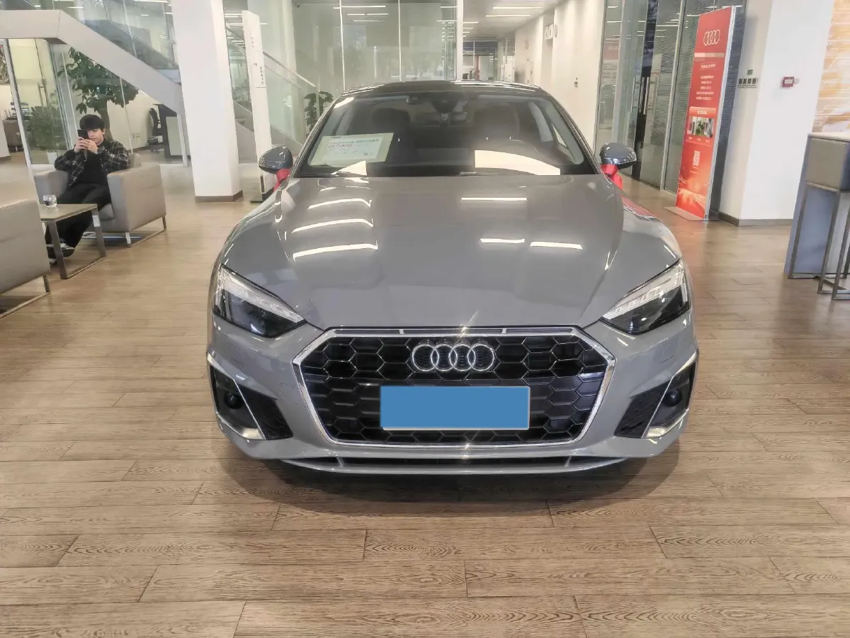 2021 Audi A5 2.0T 204HP L4 7DCT,autocango,china used car exporter,china ev exporter,chinese used car exporter,chinese used ev exporter