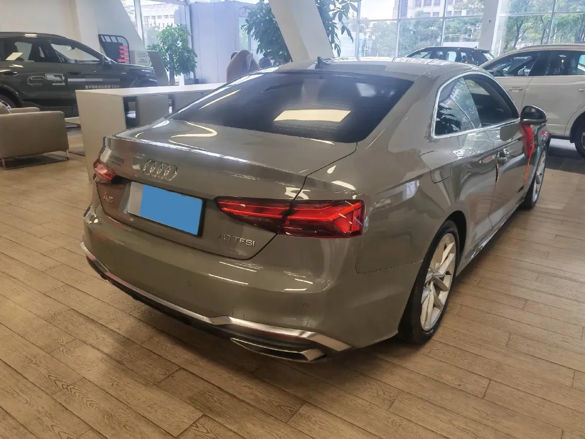 2021 Audi A5 2.0T 204HP L4 7DCT,autocango,china used car exporter,china ev exporter,chinese used car exporter,chinese used ev exporter