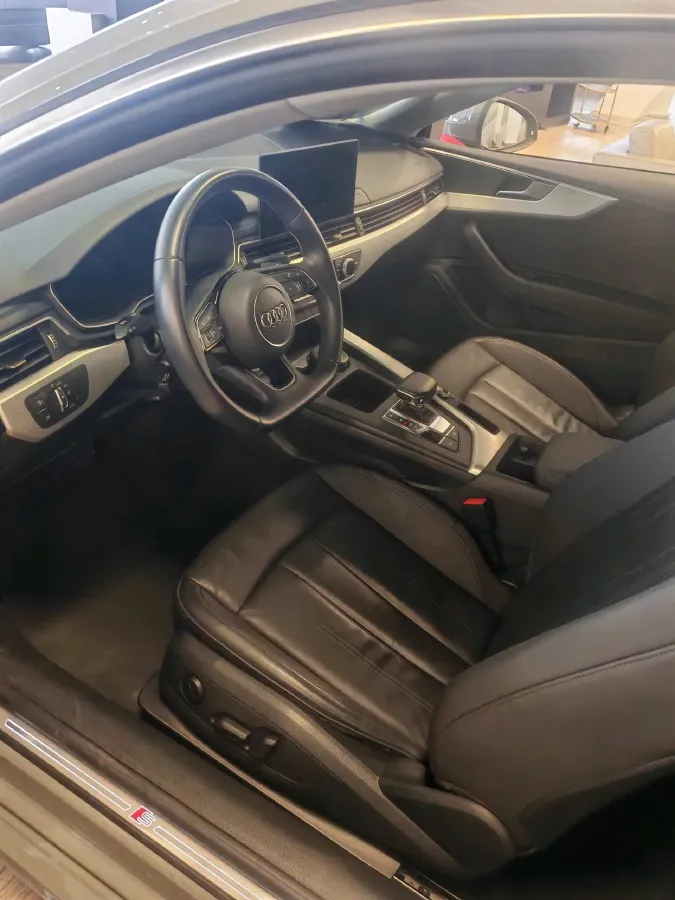 2021 Audi A5 2.0T 204HP L4 7DCT,autocango,china used car exporter,china ev exporter,chinese used car exporter,chinese used ev exporter