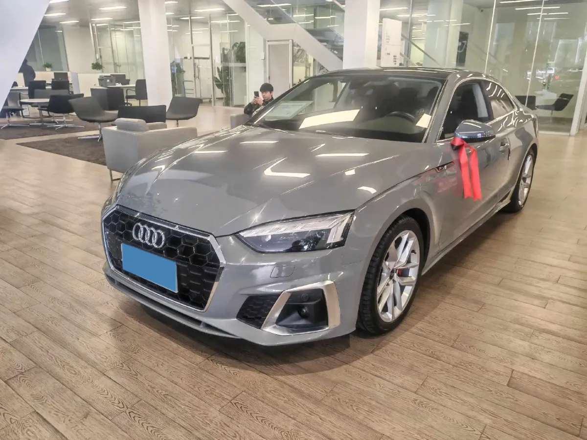 2021 Audi A5 2.0T 204HP L4 7DCT,autocango,china used car exporter,china ev exporter,chinese used car exporter,chinese used ev exporter