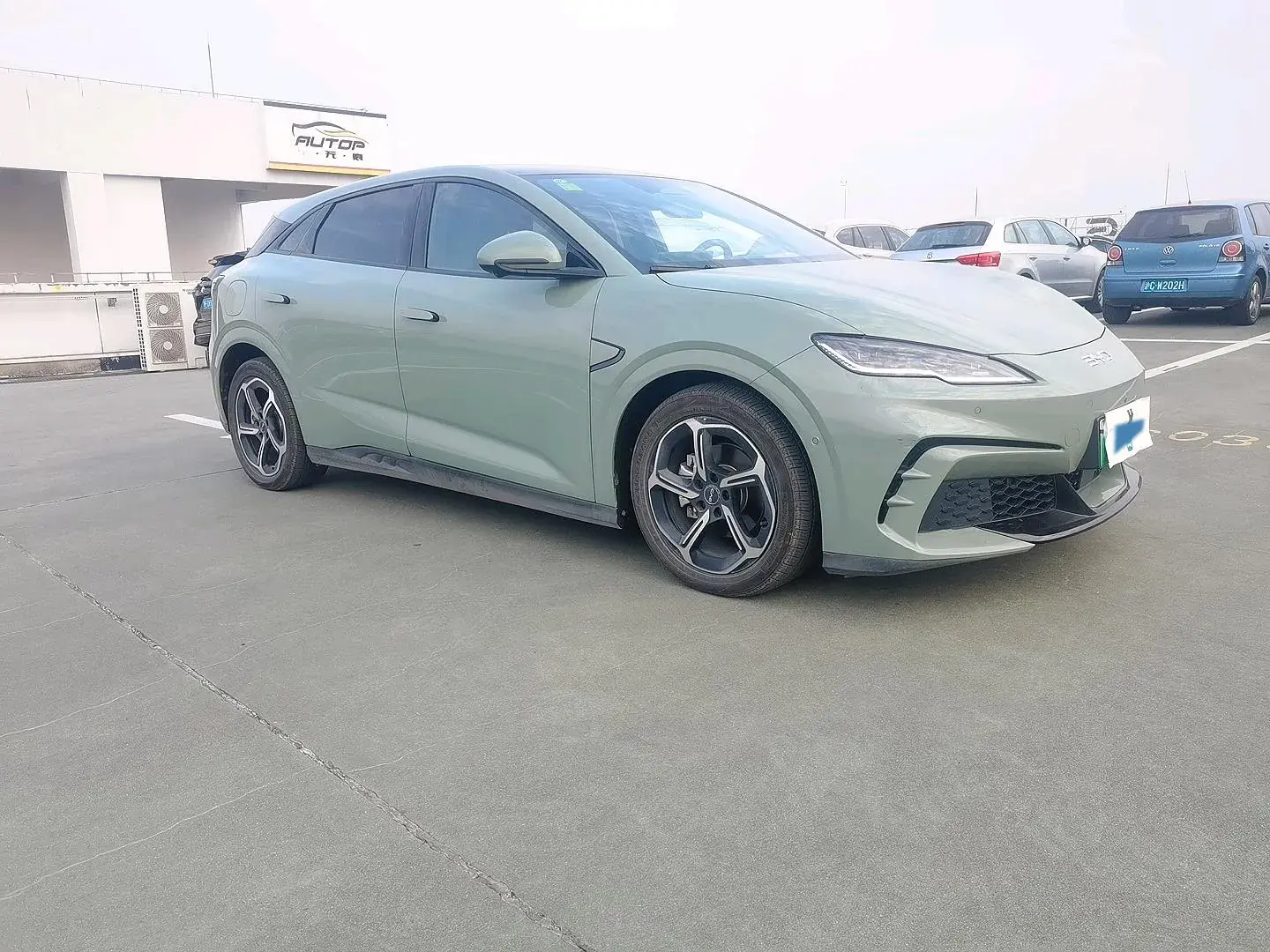 2025 BYD SEAL06GT thumbnail 3