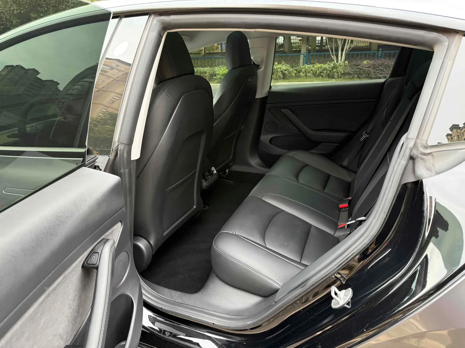 2022 TESLA MODEL thumbnail 3