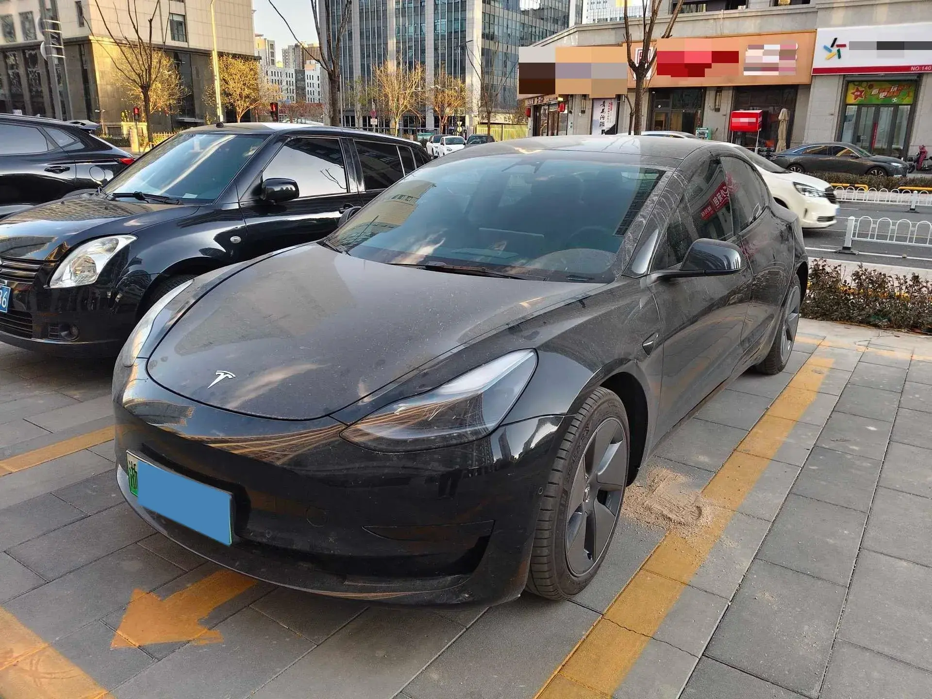 2022 TESLA MODEL view 1