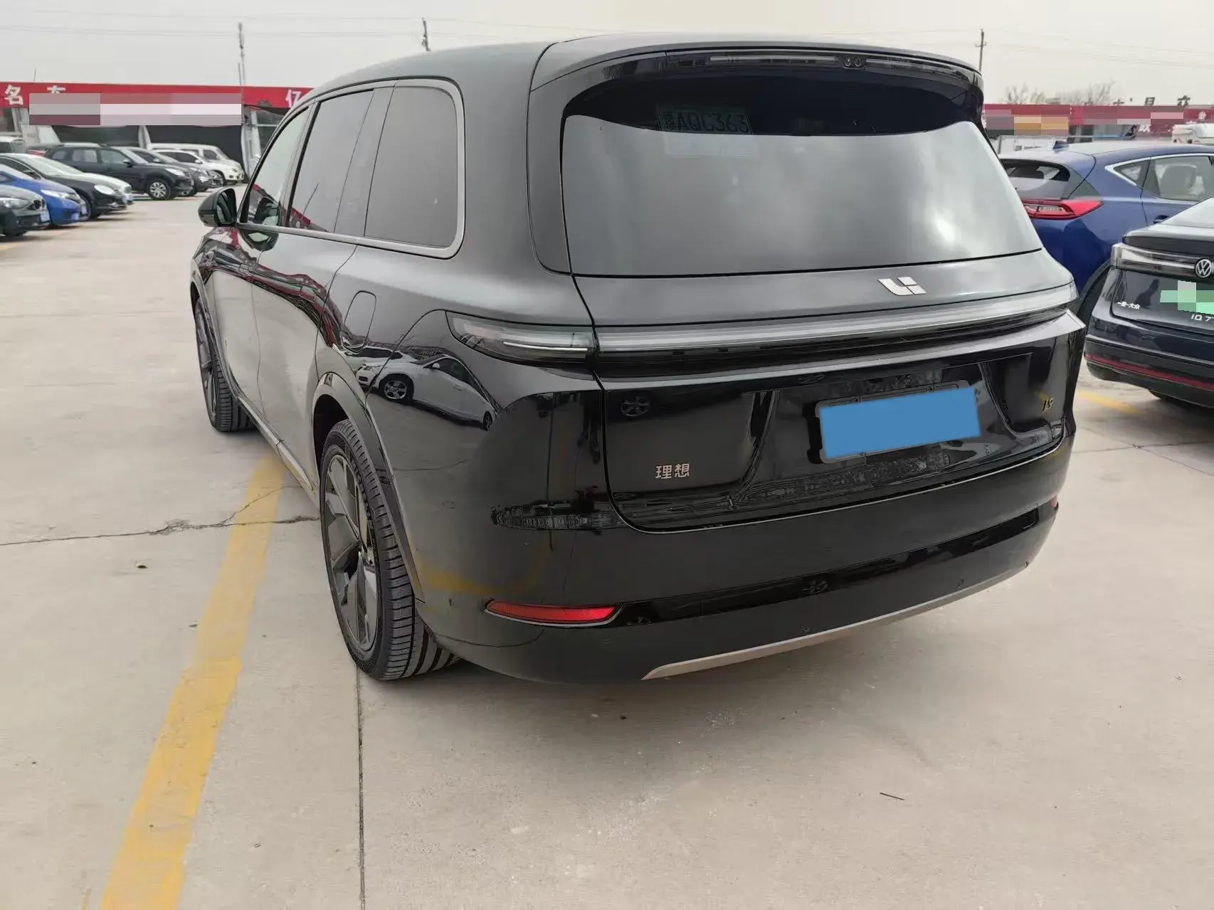 2025 LI L9 thumbnail 2