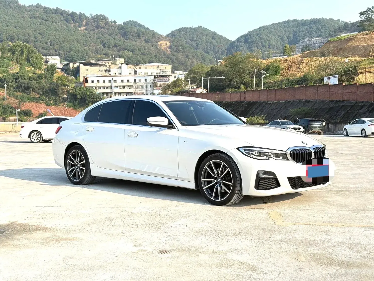 2020 BMW 3 thumbnail 3