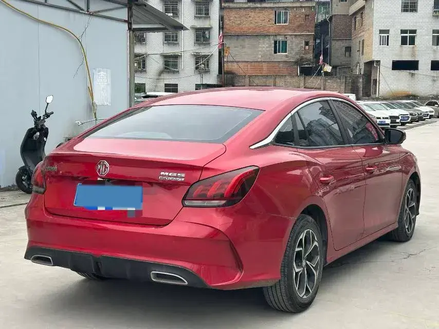 2021 MG 5 thumbnail 4