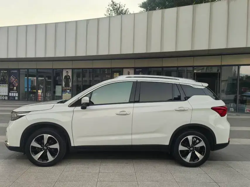 2018 GAC TRUMPCHI thumbnail 2