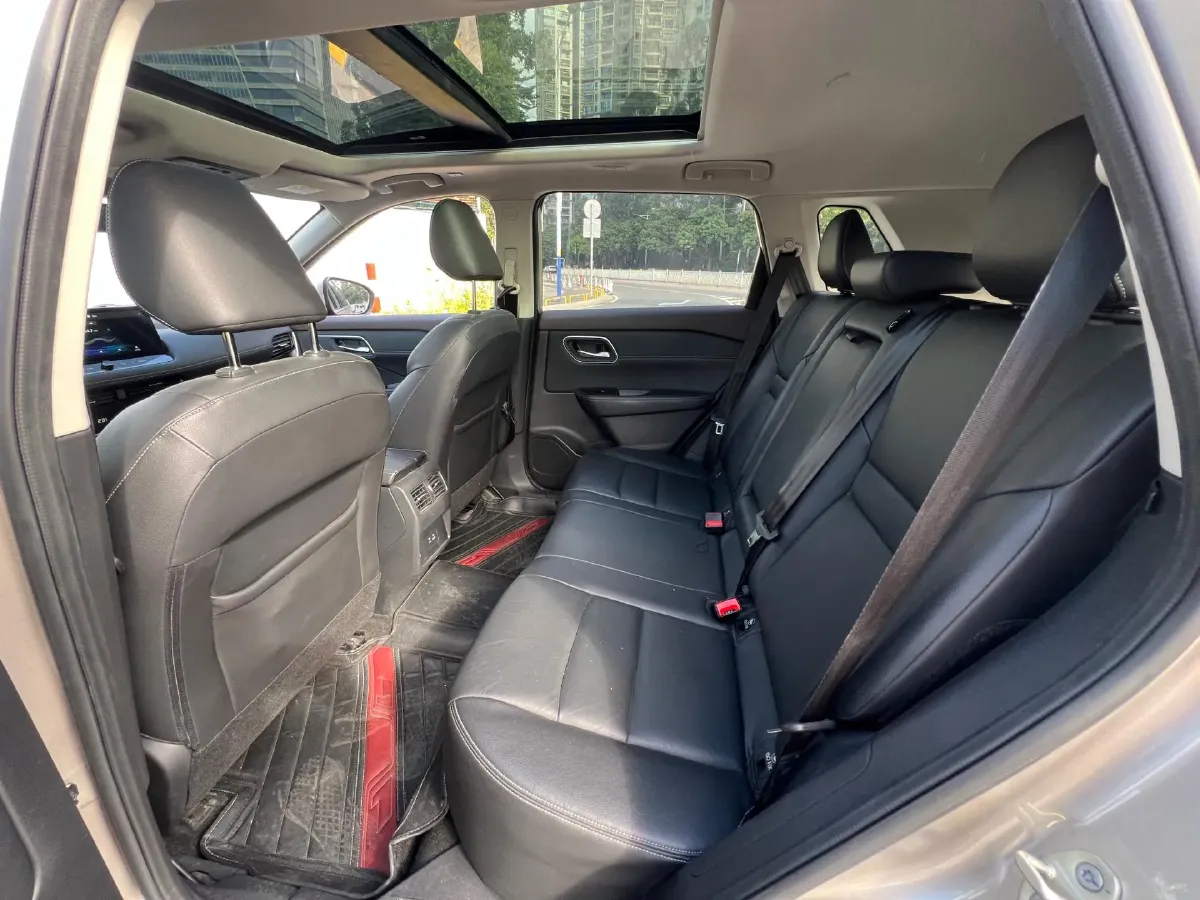 2021 Nissan X-Trail 1.5T 204HP L3 CVT,autocango,china used car exporter,china ev exporter,chinese used car exporter,chinese used ev exporter