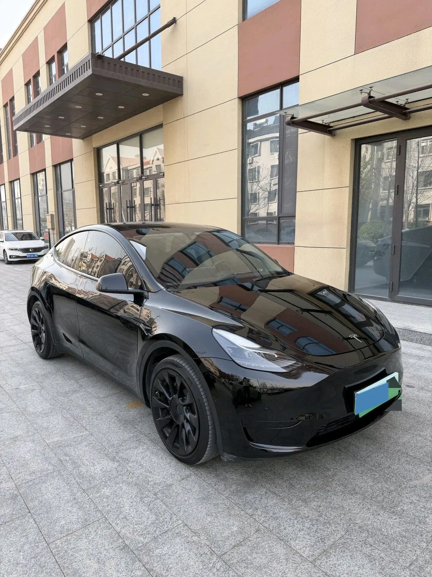 2022 TESLA MODEL thumbnail 3