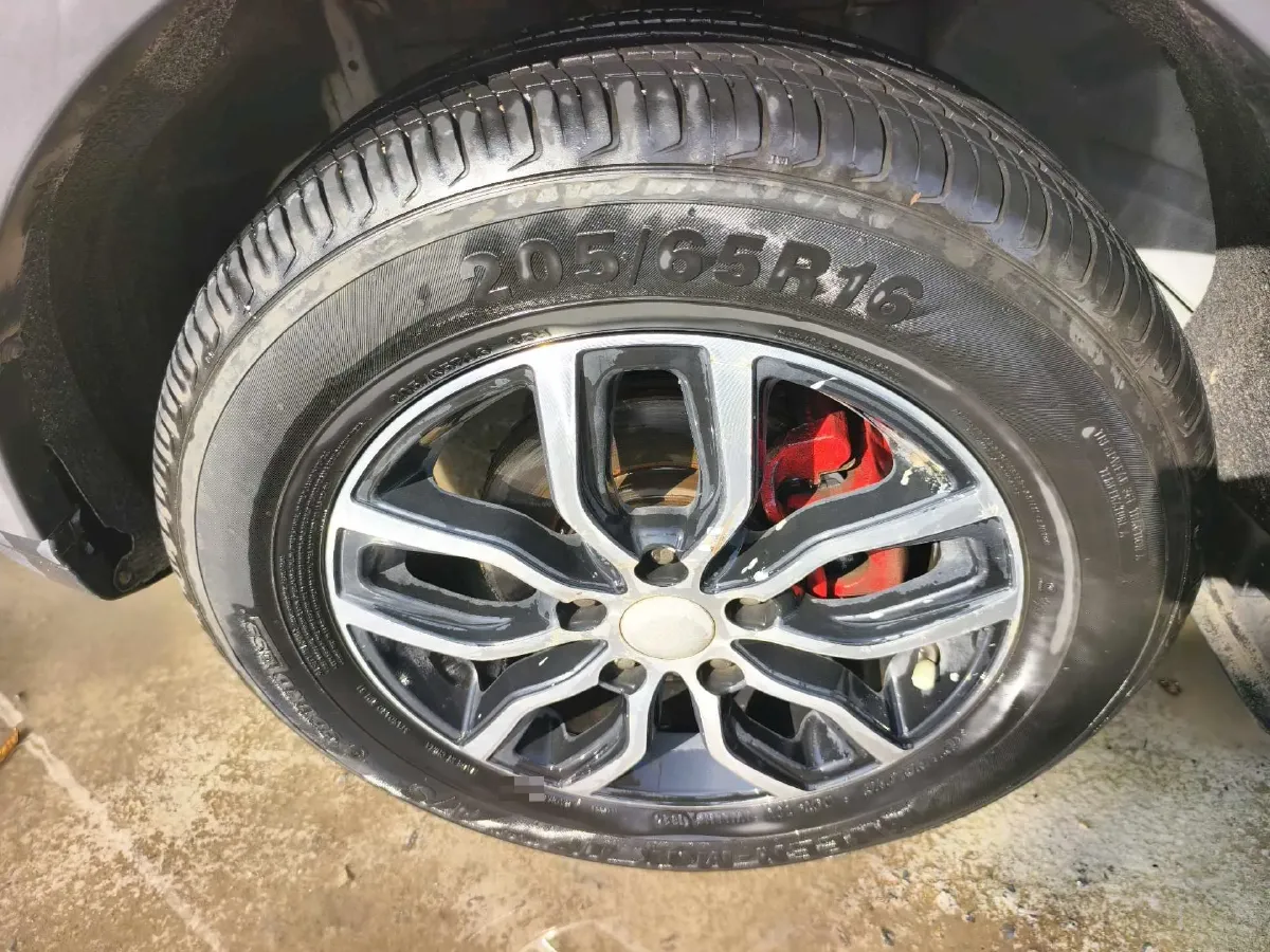 2017 LiFan MaiWei 1.8L 133HP L4 5MT,autocango,china used car exporter,china ev exporter,chinese used car exporter,chinese used ev exporter