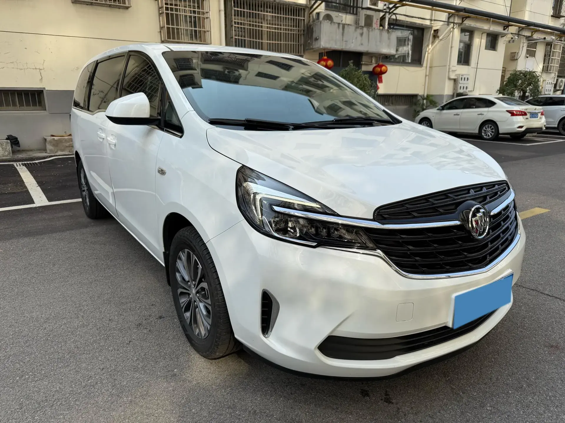 2022 BUICK GL8 thumbnail 2