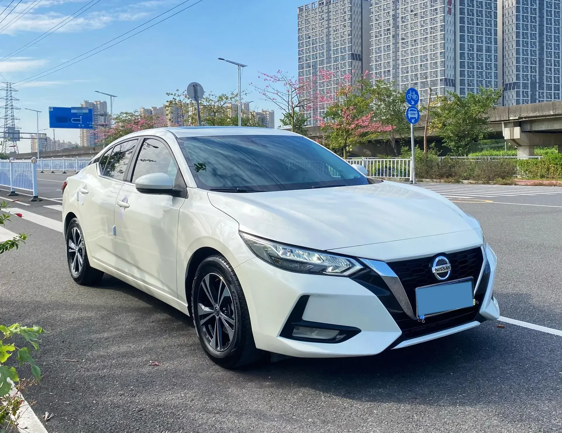 2022 NISSAN SYLPHY thumbnail 4