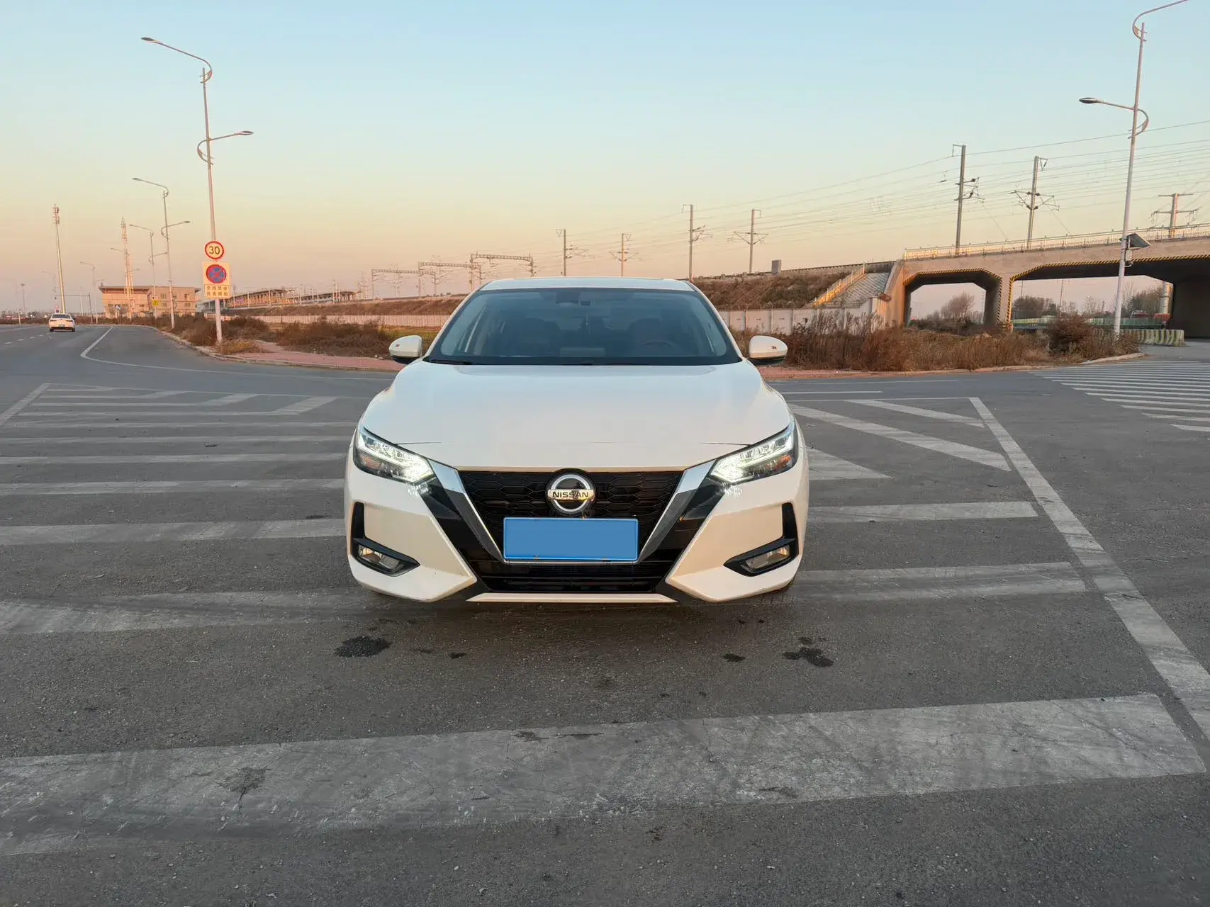 2022 NISSAN SYLPHY thumbnail 2