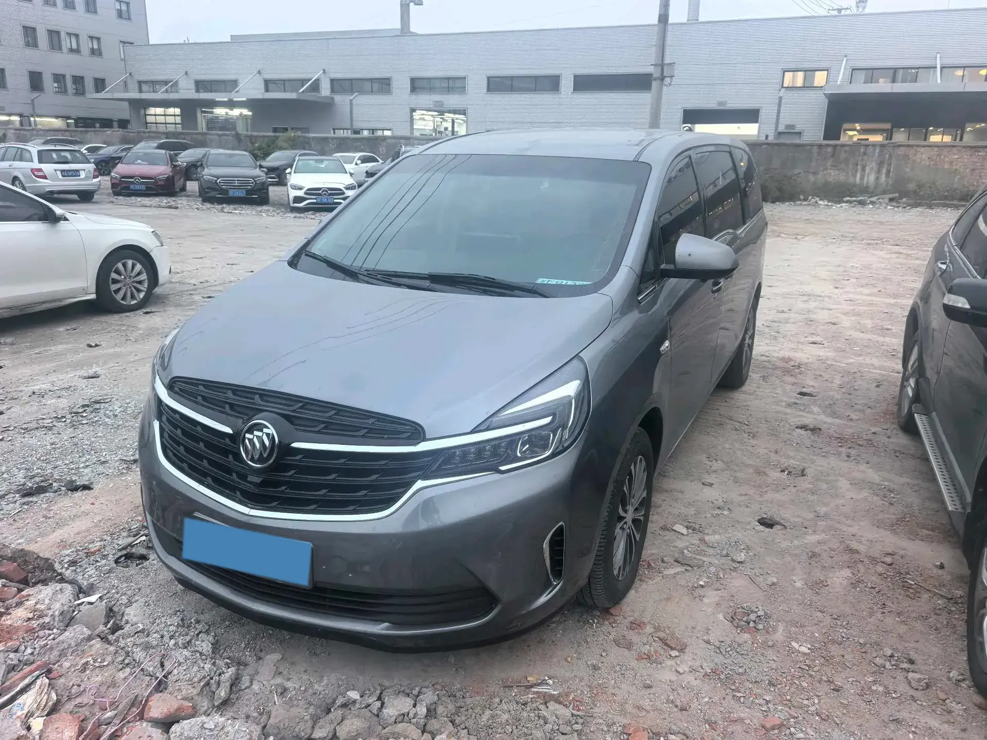 2022 BUICK GL8 view 1