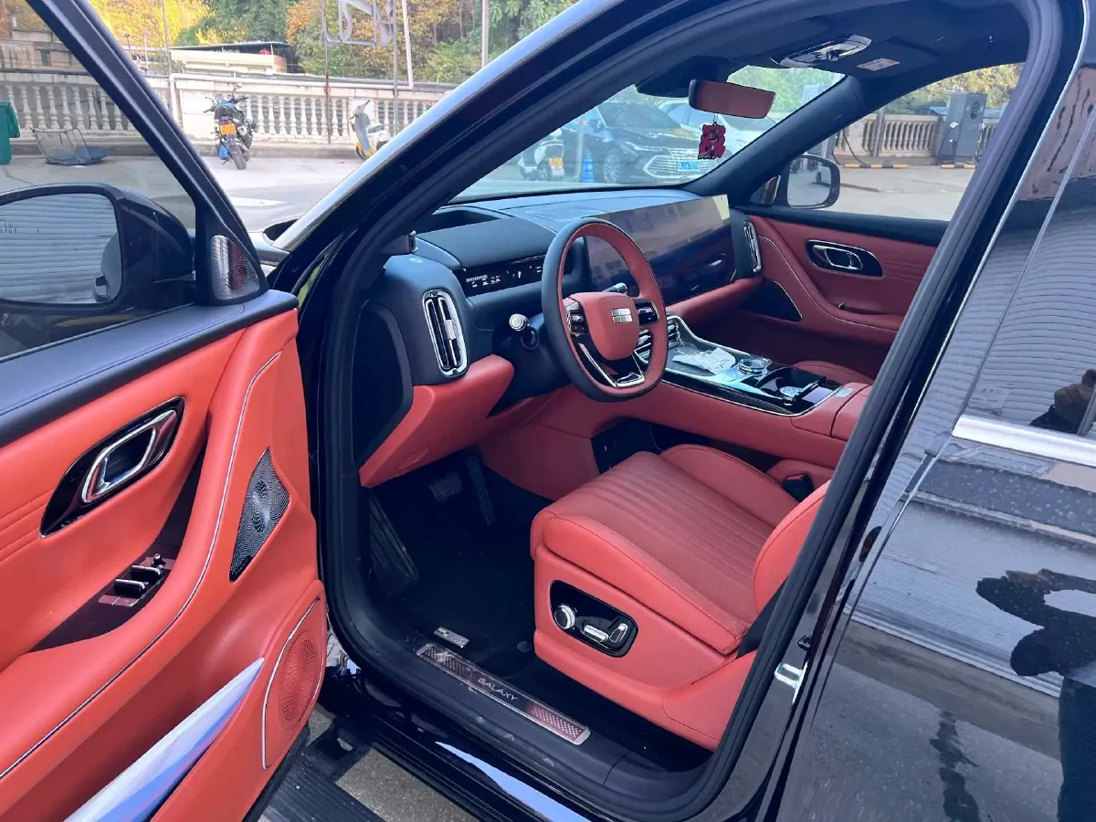 2025 Geely Galaxy M9 1.5T 163HP L4 3DHT PHEV,autocango,china used car exporter,china ev exporter,chinese used car exporter,chinese used ev exporter