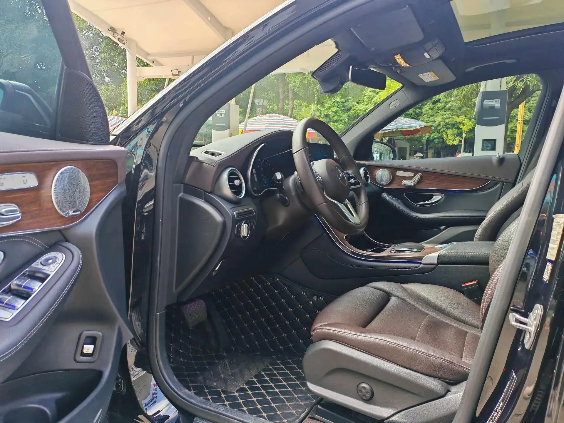 2020 MERCEDES-BENZ GLC thumbnail 4