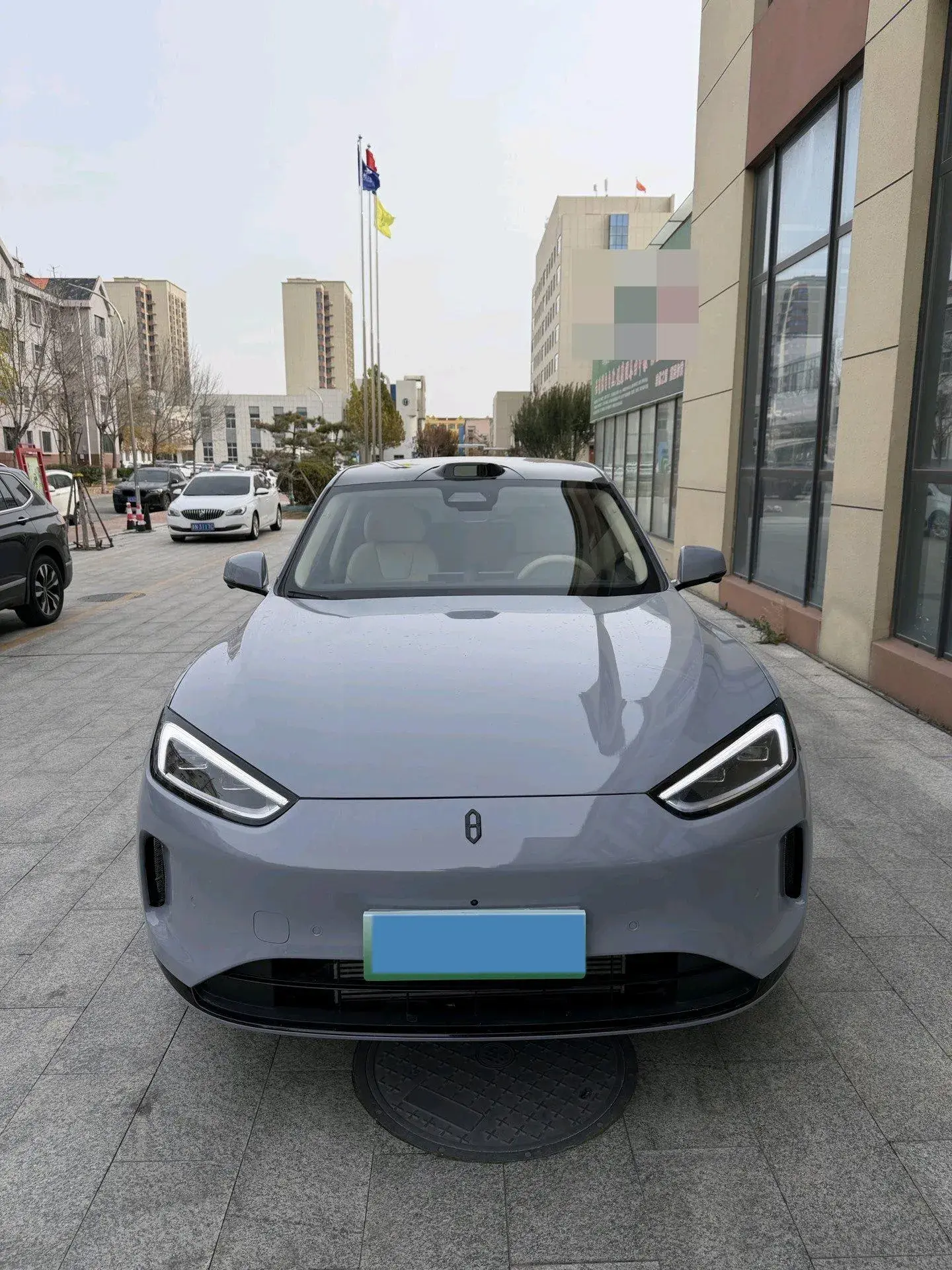 2025 AITO AITO thumbnail 2