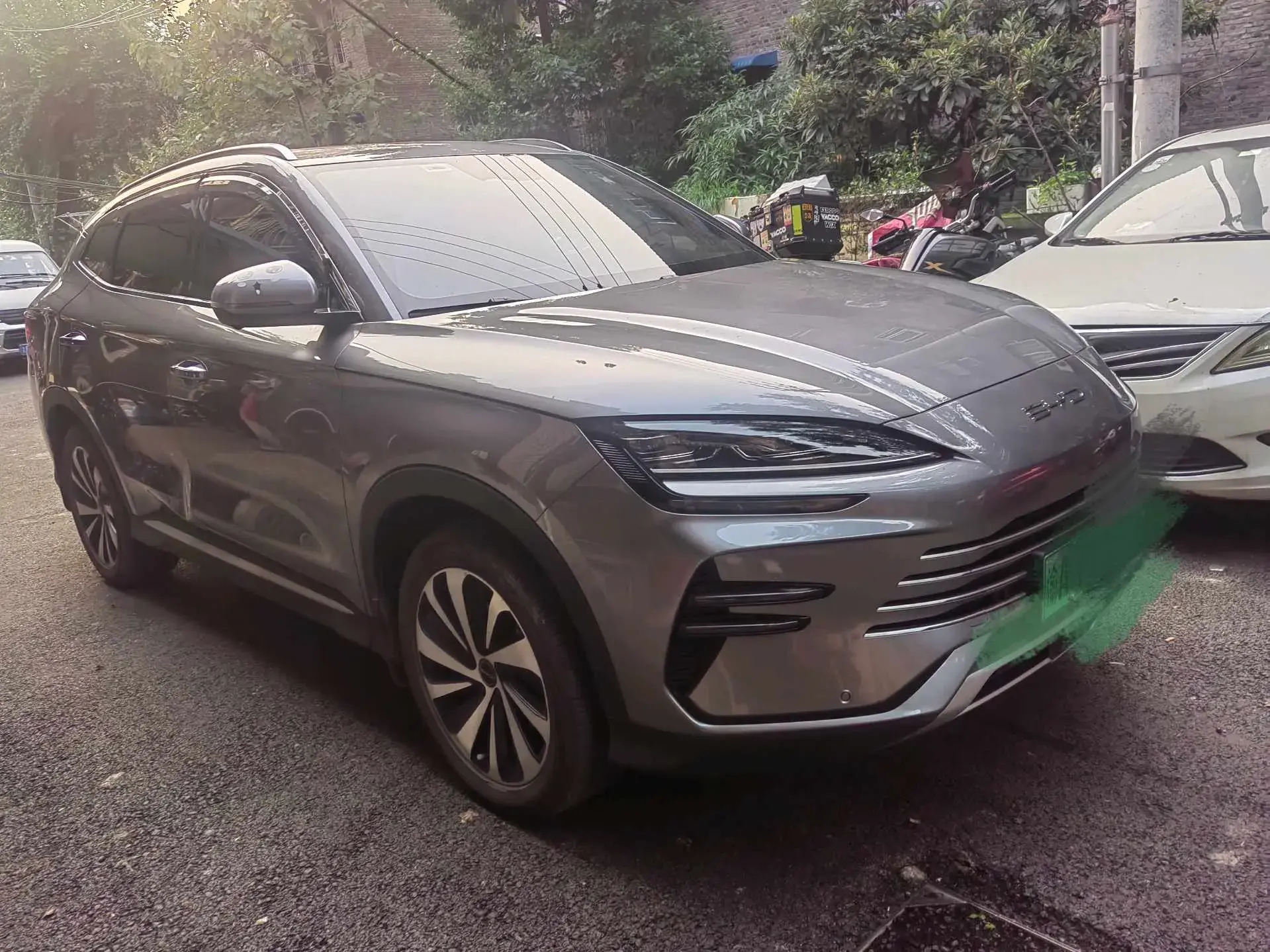 2024 BYD SONG thumbnail 2