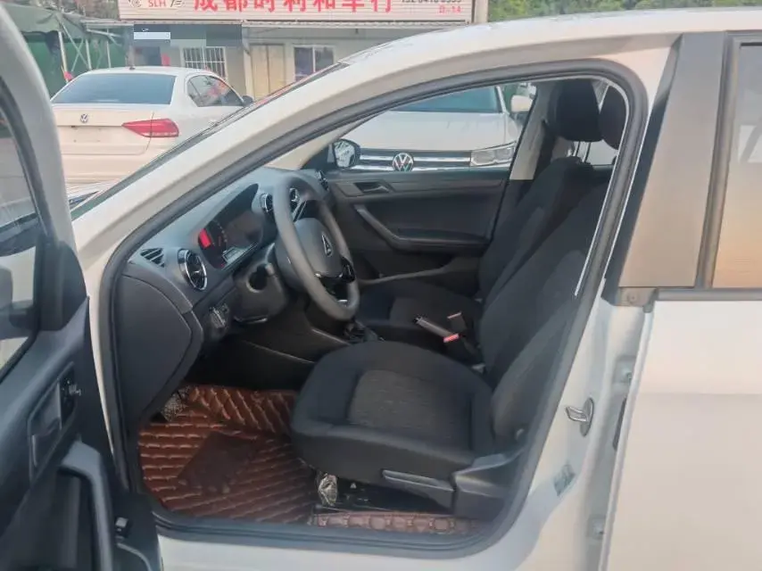 2021 JETTA VA3 thumbnail 4