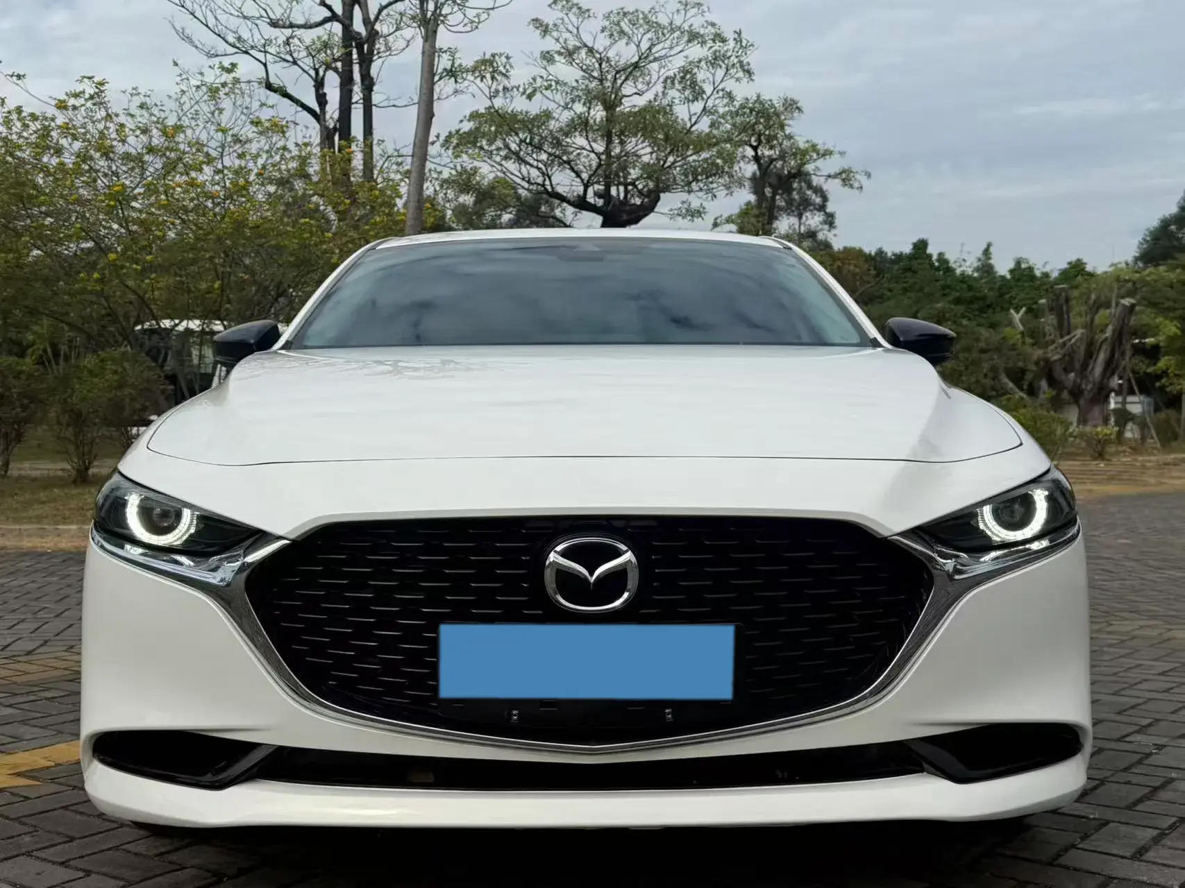 2022 MAZDA 3 thumbnail 2