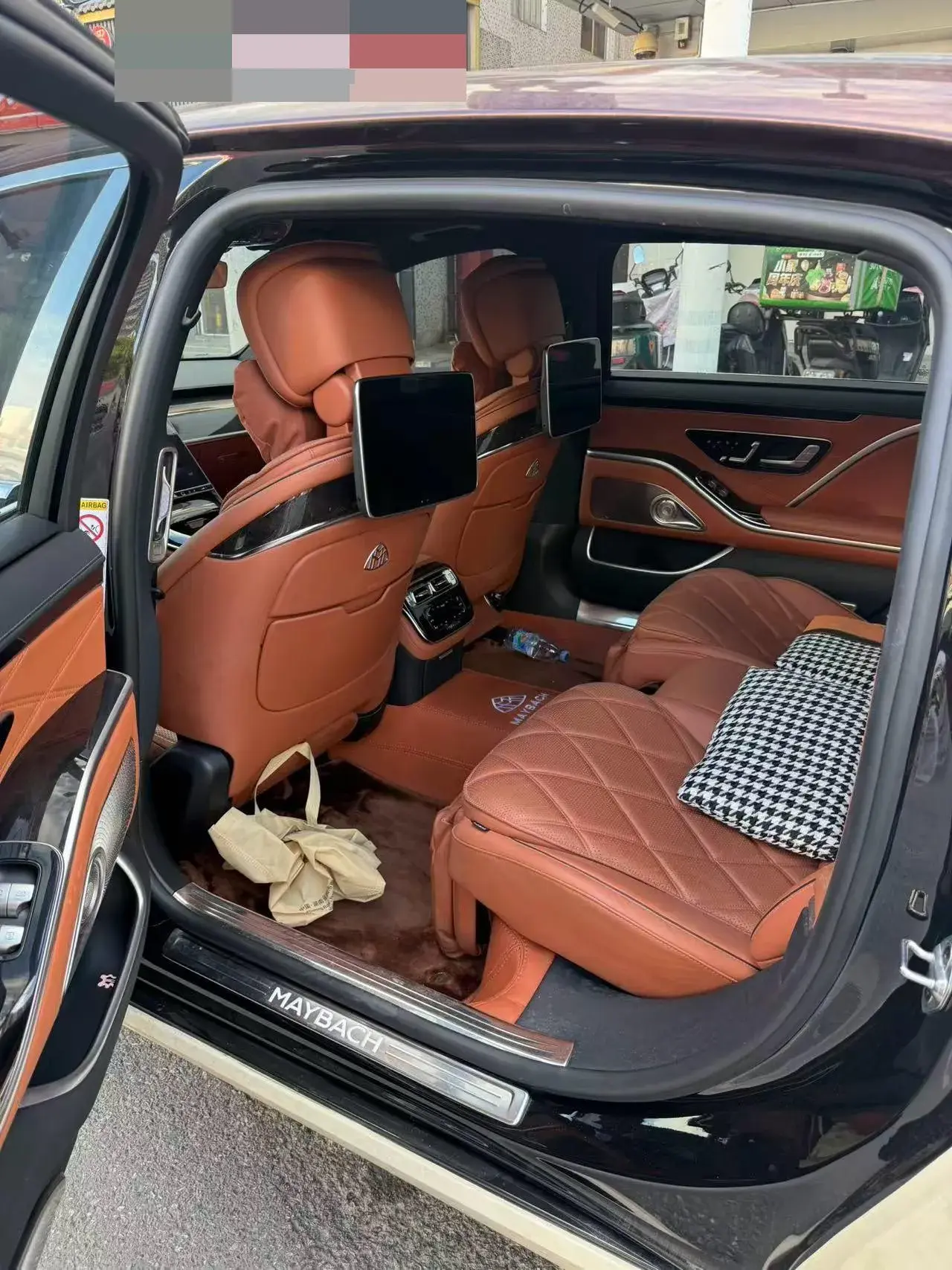 2023 MERCEDES-BENZ MAYBACH thumbnail 4