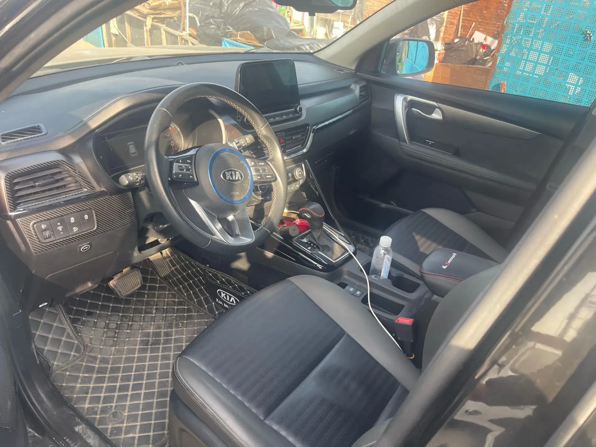 2019 KIA SPORTAGE thumbnail 3