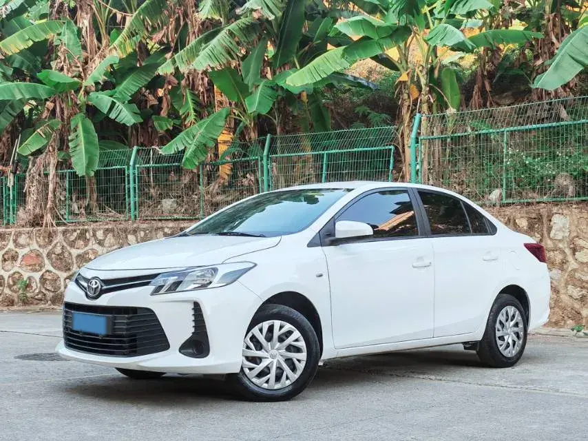 2022 Toyota Vios 1.5L 112HP L4 CVT