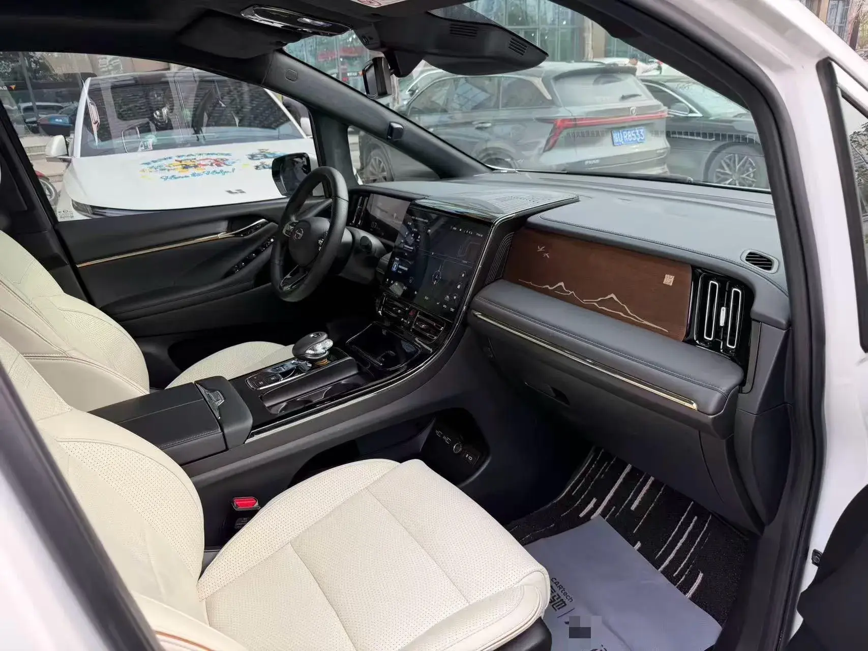 2023 GAC TRUMPCHI thumbnail 3