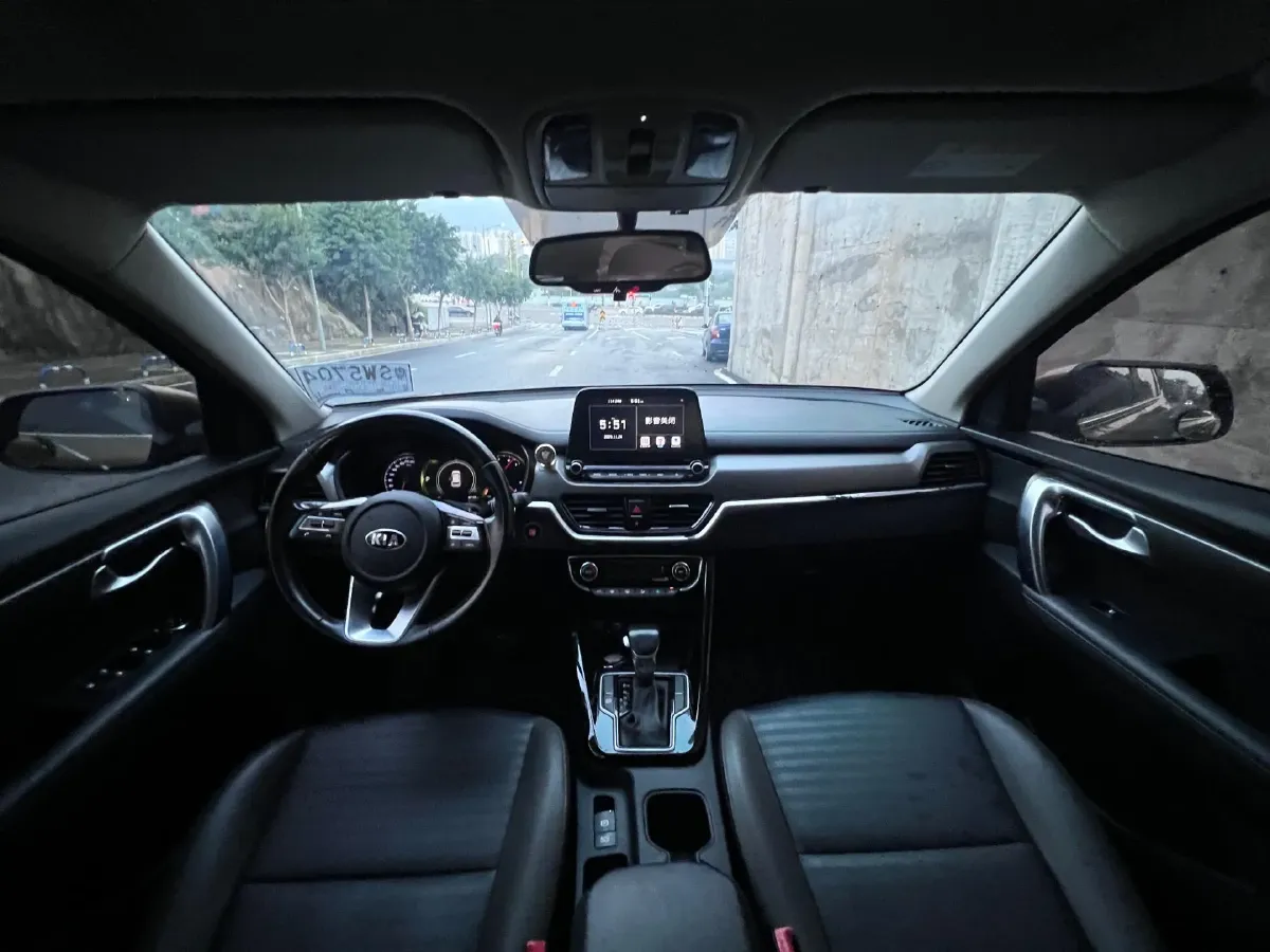 2018 Kia Sportage R 2.0L 160HP L4 6AT,autocango,china used car exporter,china ev exporter,chinese used car exporter,chinese used ev exporter