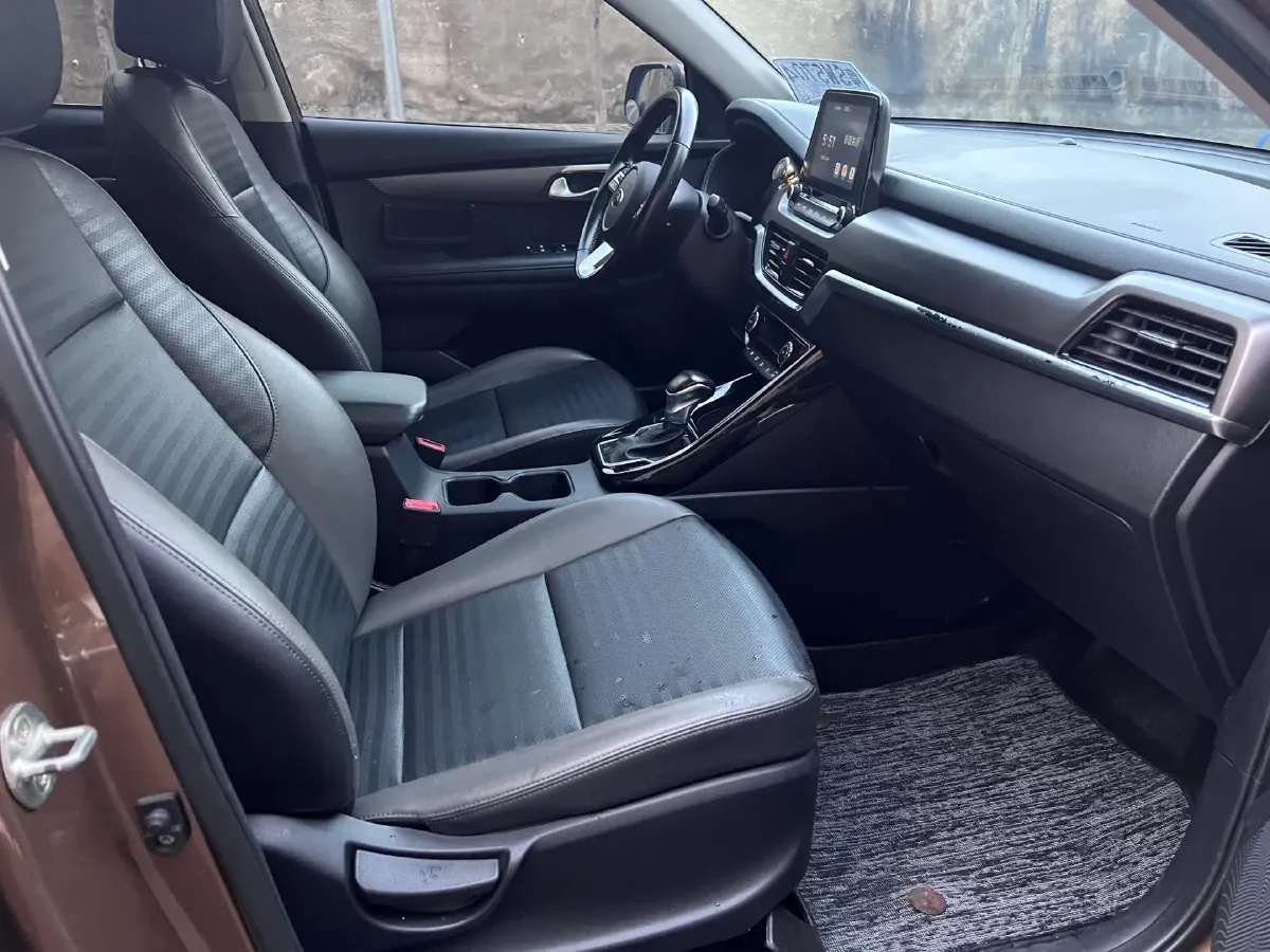 2018 Kia Sportage R 2.0L 160HP L4 6AT,autocango,china used car exporter,china ev exporter,chinese used car exporter,chinese used ev exporter