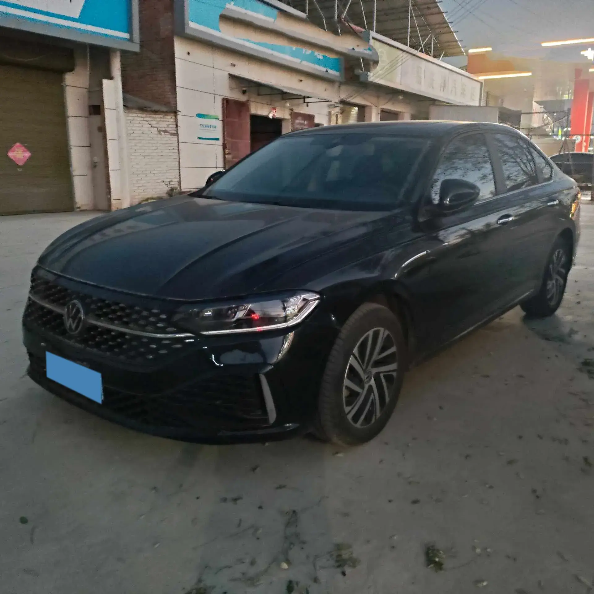 2024 VOLKSWAGEN LAVIDA view 1