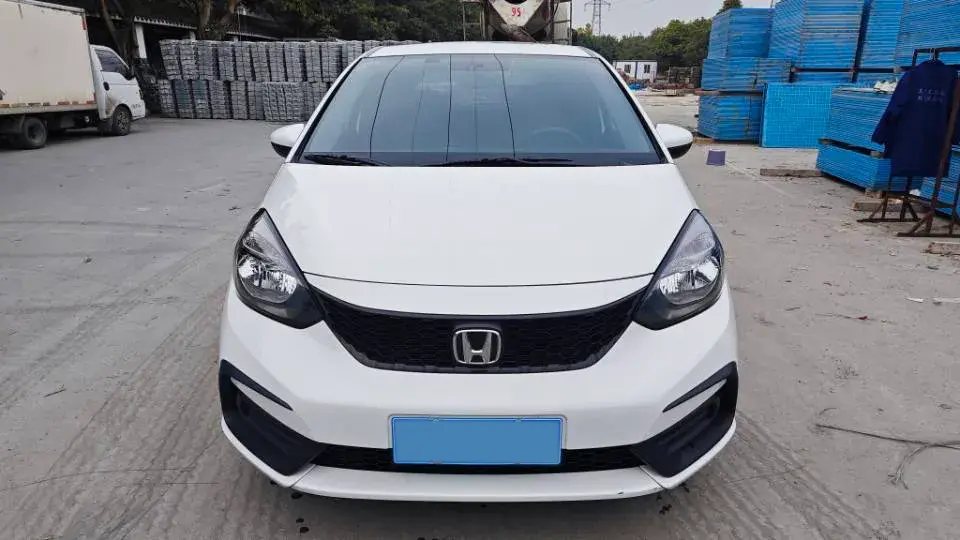 2023 HONDA FIT thumbnail 2