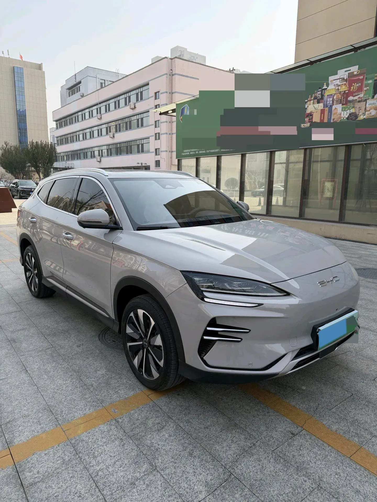 2025 BYD SONG thumbnail 3