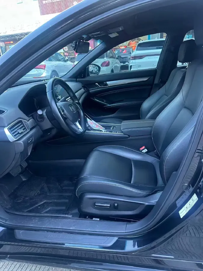 2022 Honda Inspire 1.5T 194HP L4 CVT,autocango,china used car exporter,china ev exporter,chinese used car exporter,chinese used ev exporter