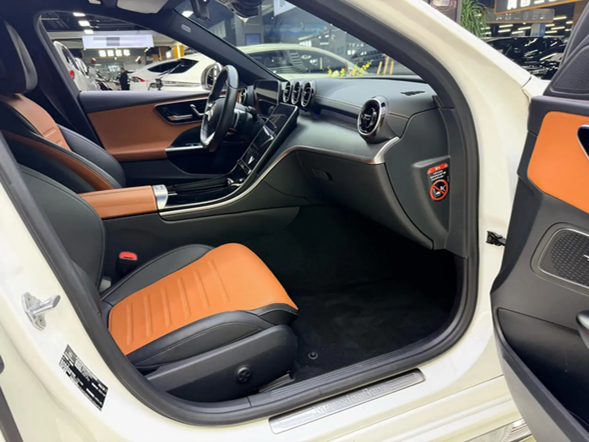 2022 MERCEDES-BENZ C thumbnail 2