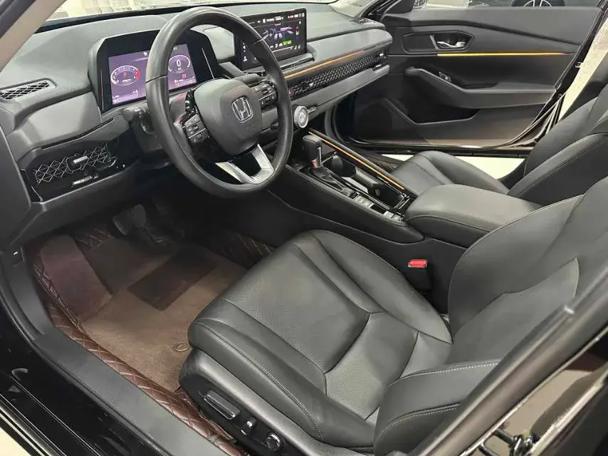 2023 HONDA ACCORD thumbnail 3