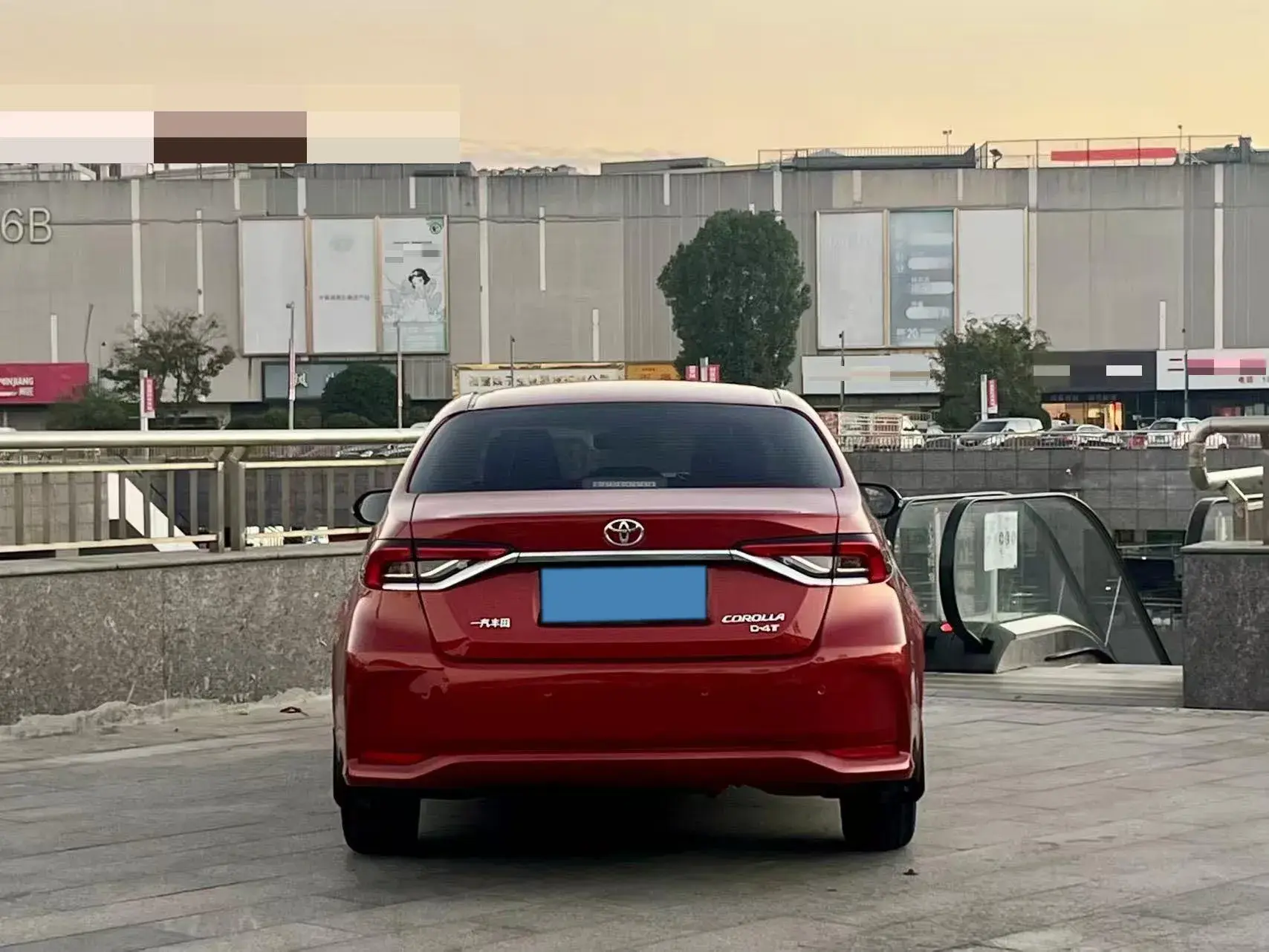 2019 TOYOTA COROLLA thumbnail 4