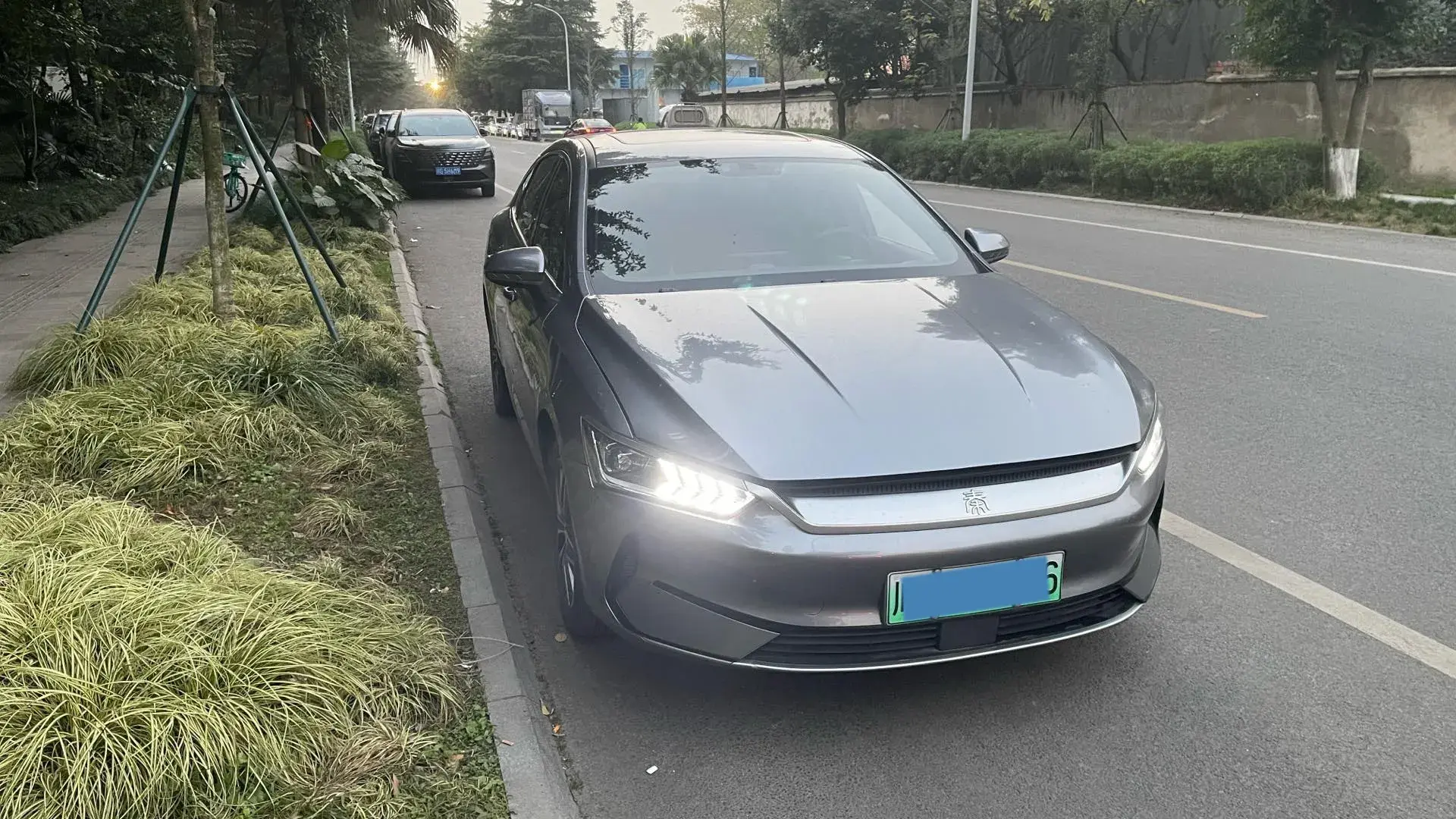 2021 GAC TRUMPCHI thumbnail 3