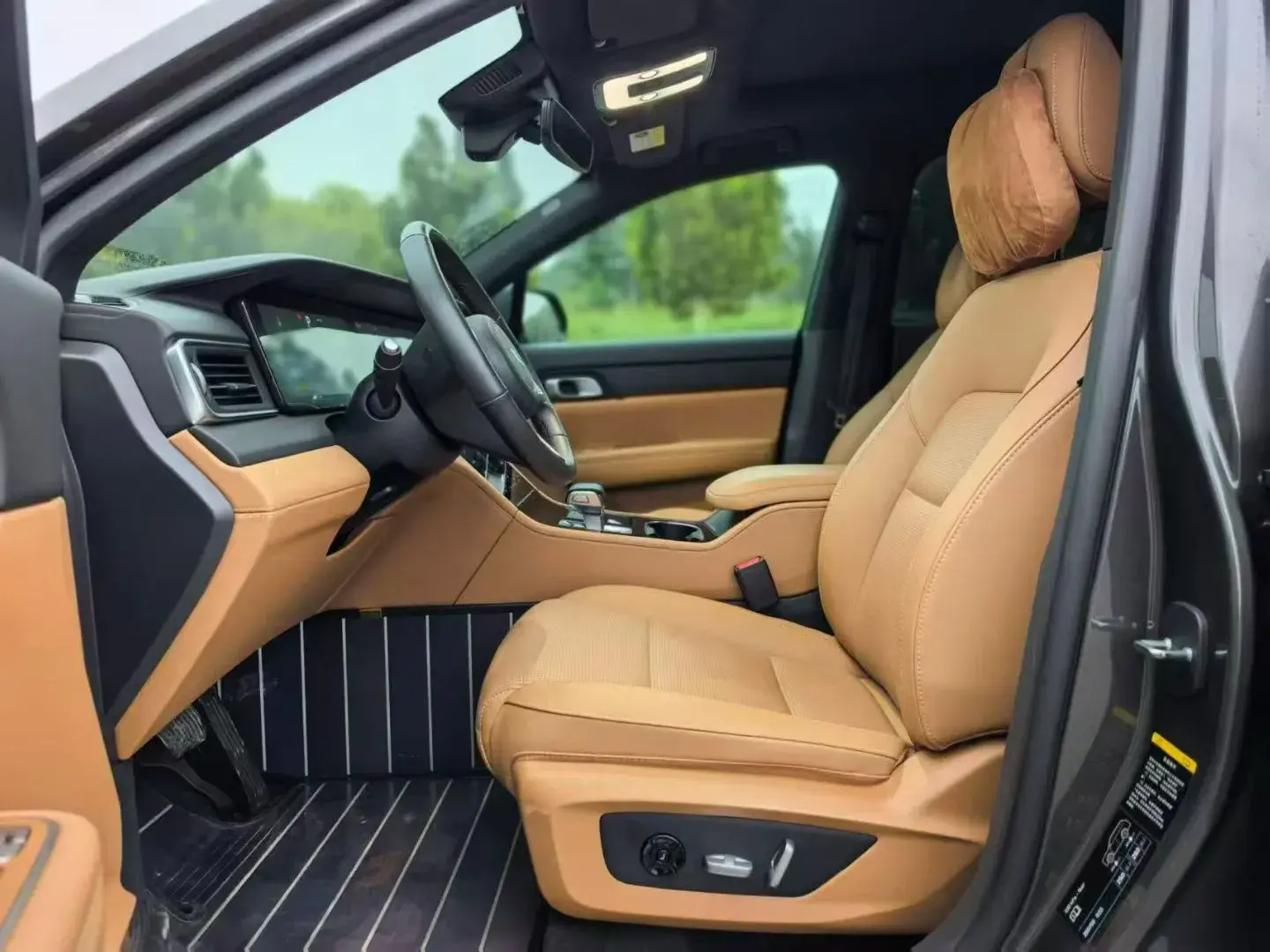 2021 LI ONE thumbnail 4