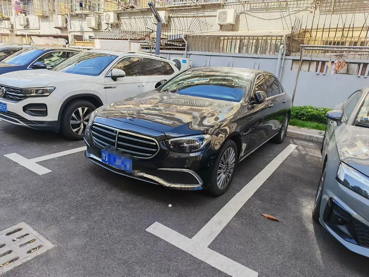 2022 MERCEDES-BENZ E view 1