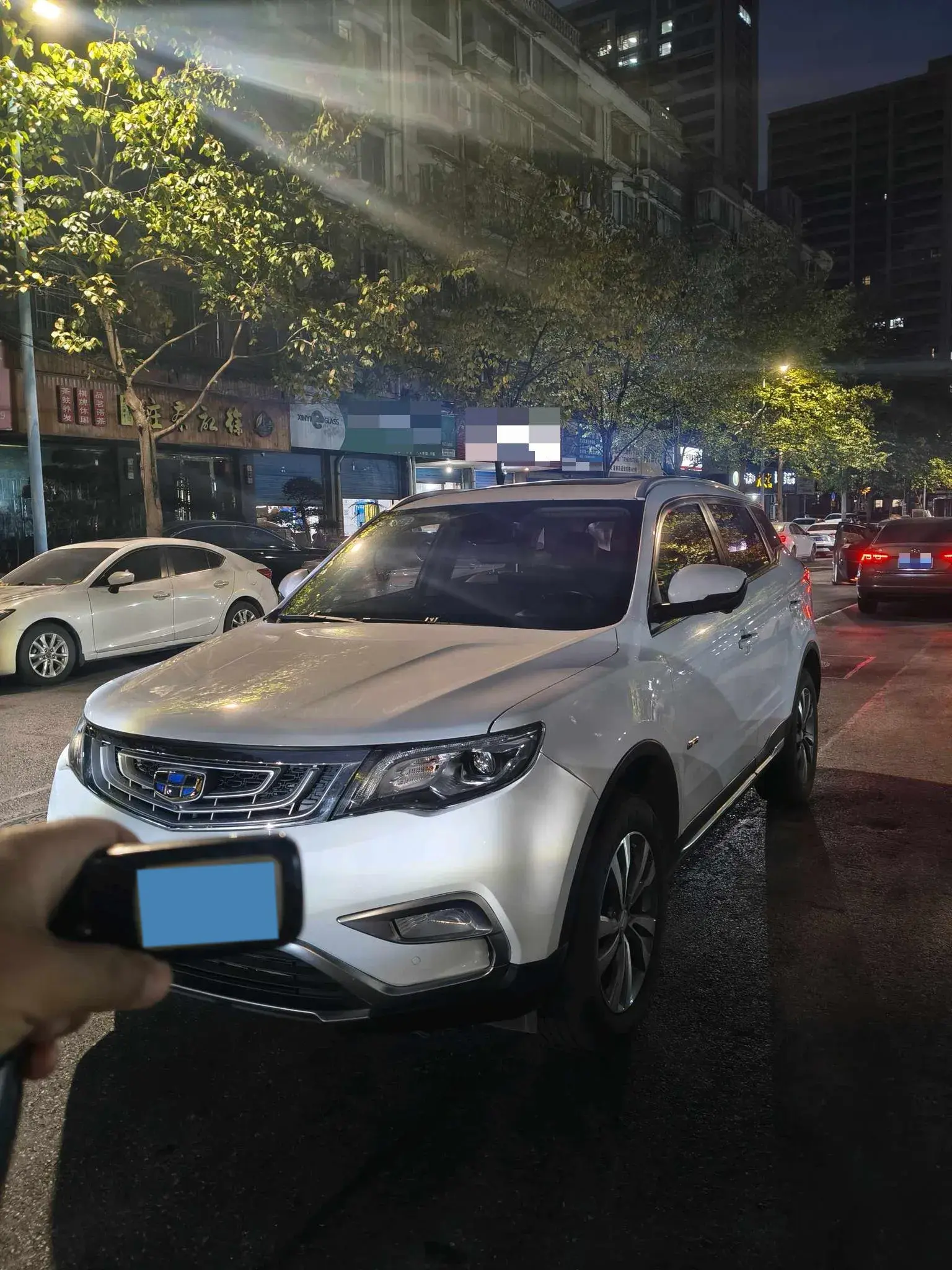 2016 GEELY AZKARRA view 1