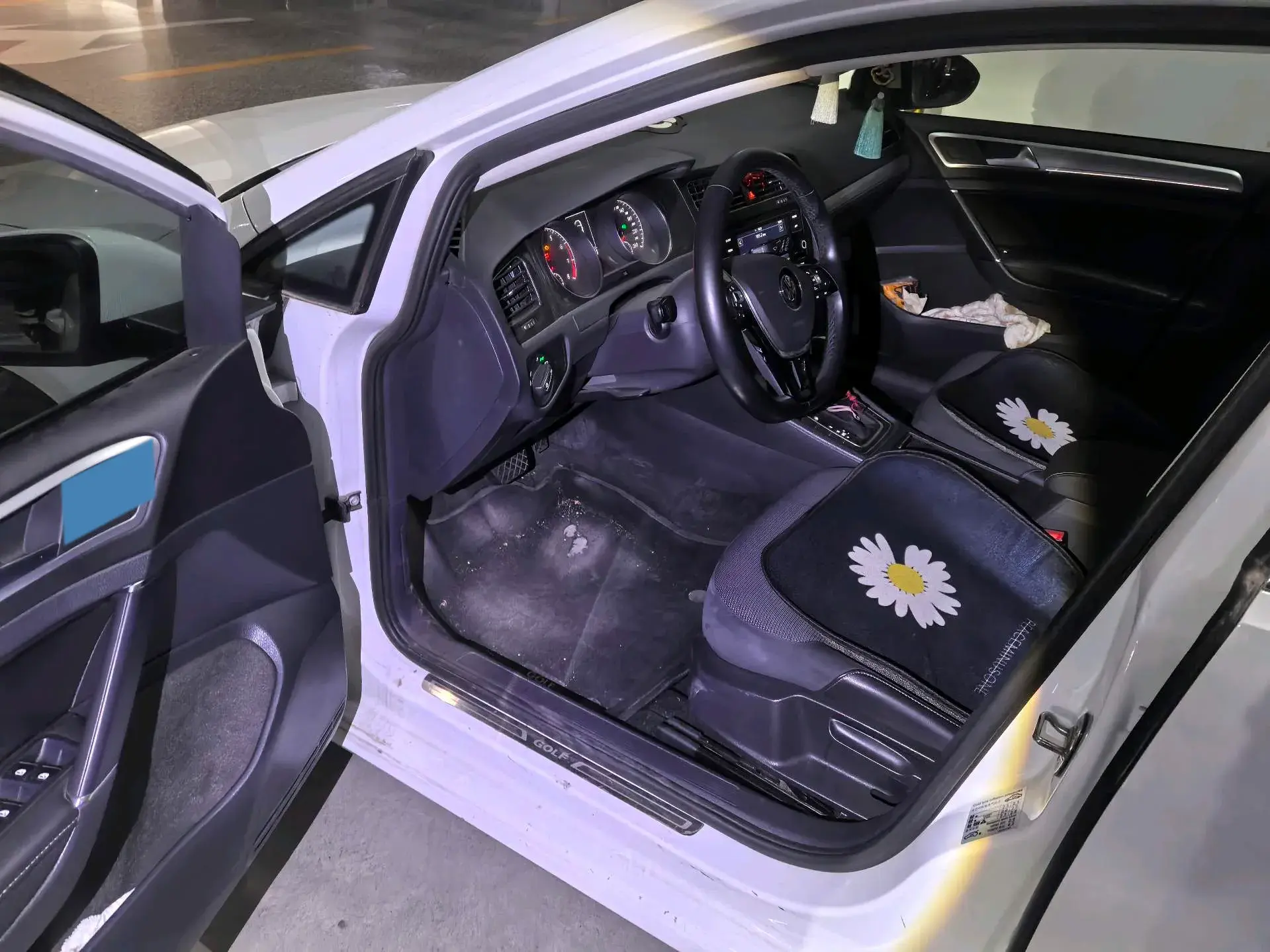 2018 VOLKSWAGEN GOLF thumbnail 2