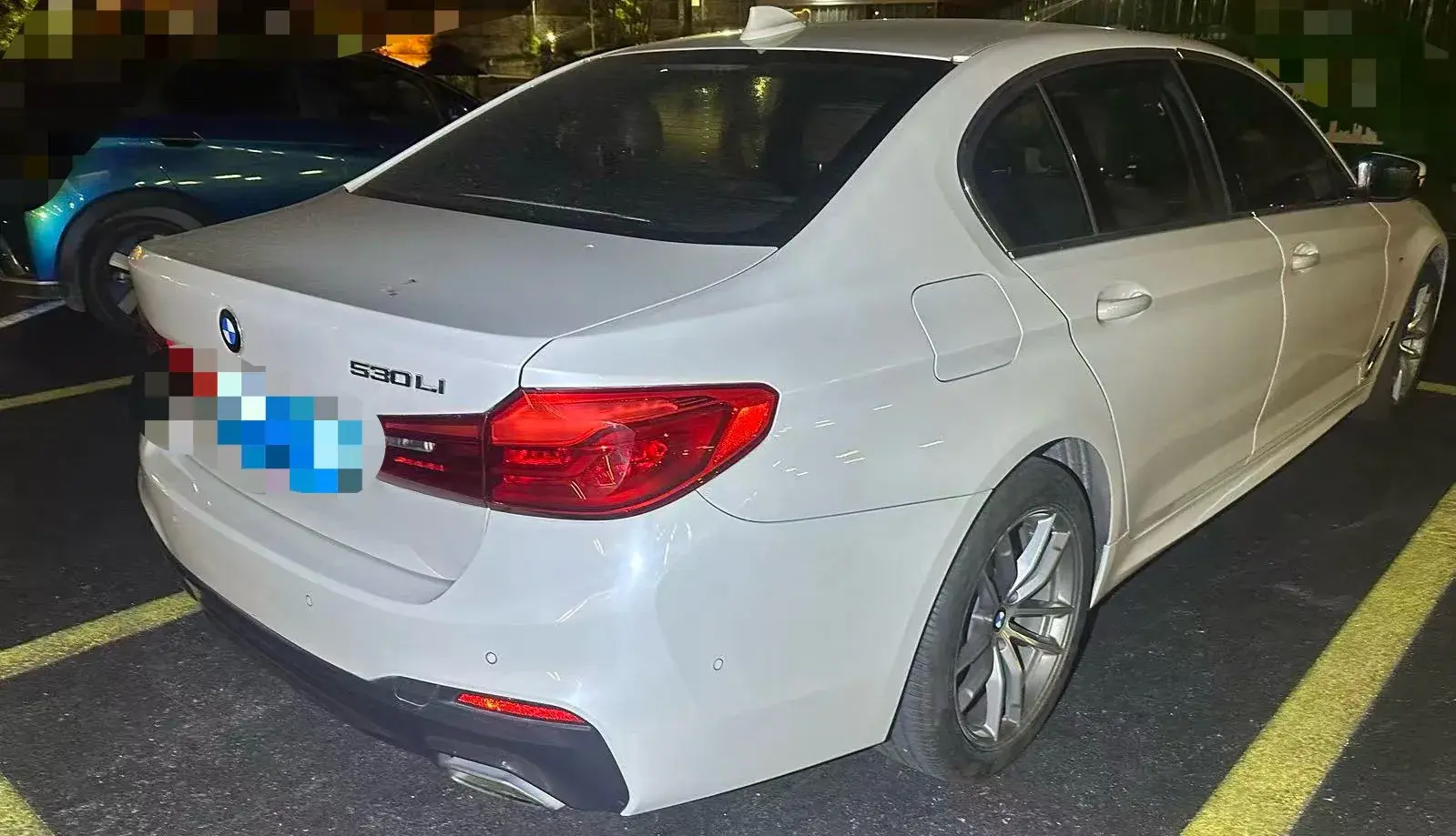 2020 BMW 5 thumbnail 3