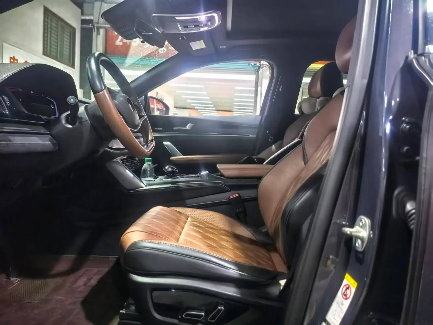 2021 BYD TANG thumbnail 2