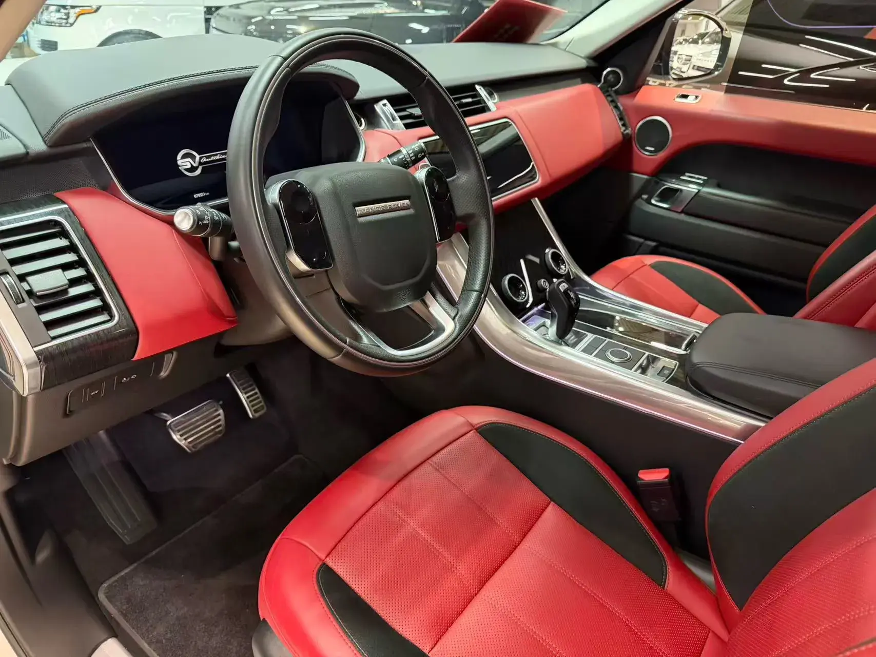 2020 LAND ROVER thumbnail 4