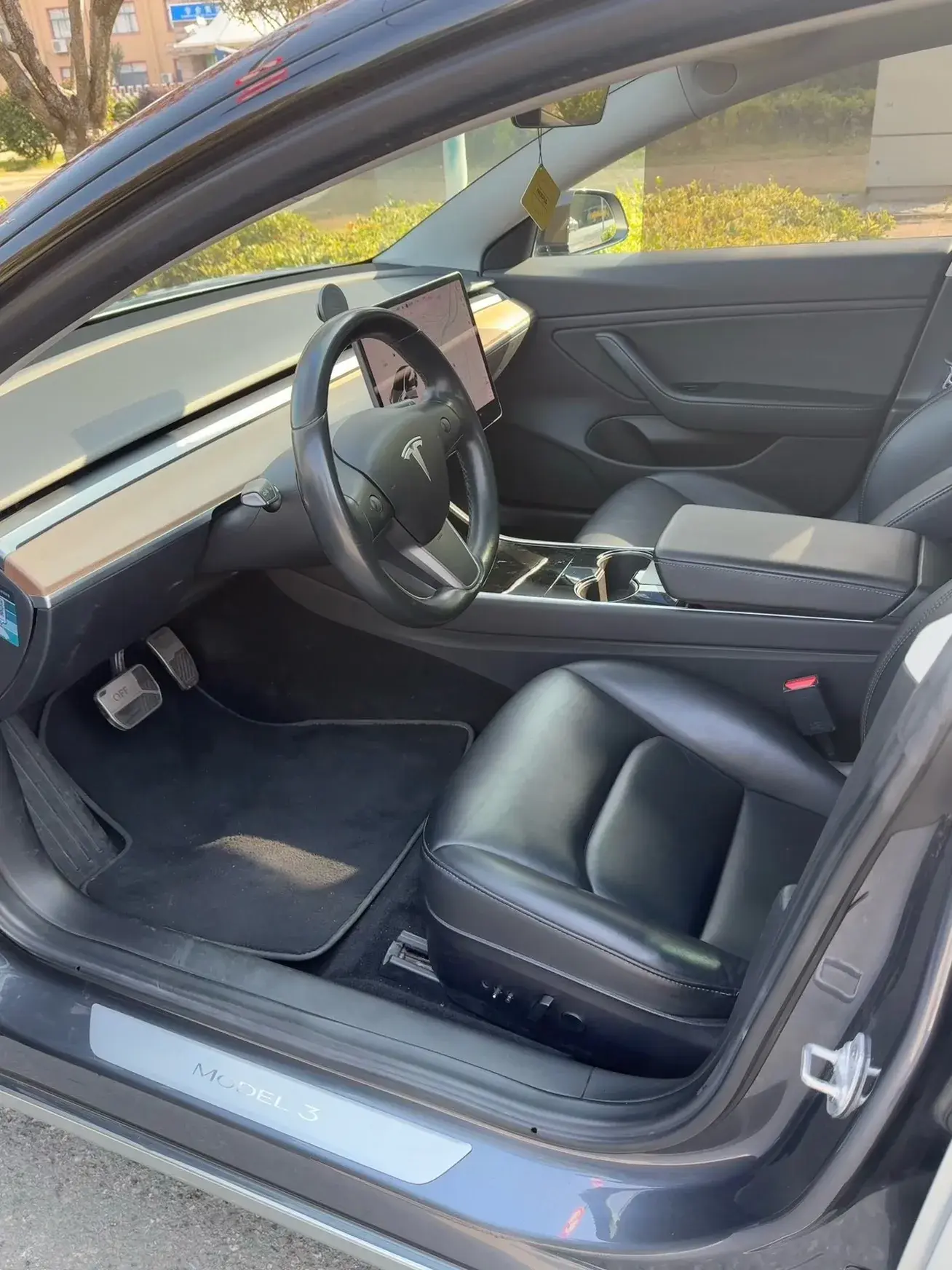 2019 TESLA MODEL thumbnail 4