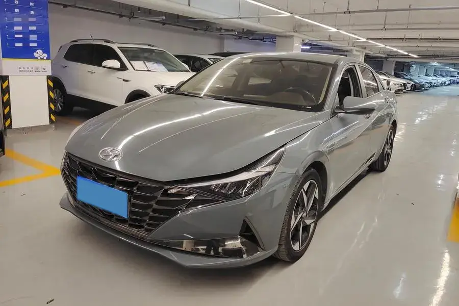 2021 HYUNDAI ELANTRA view 1