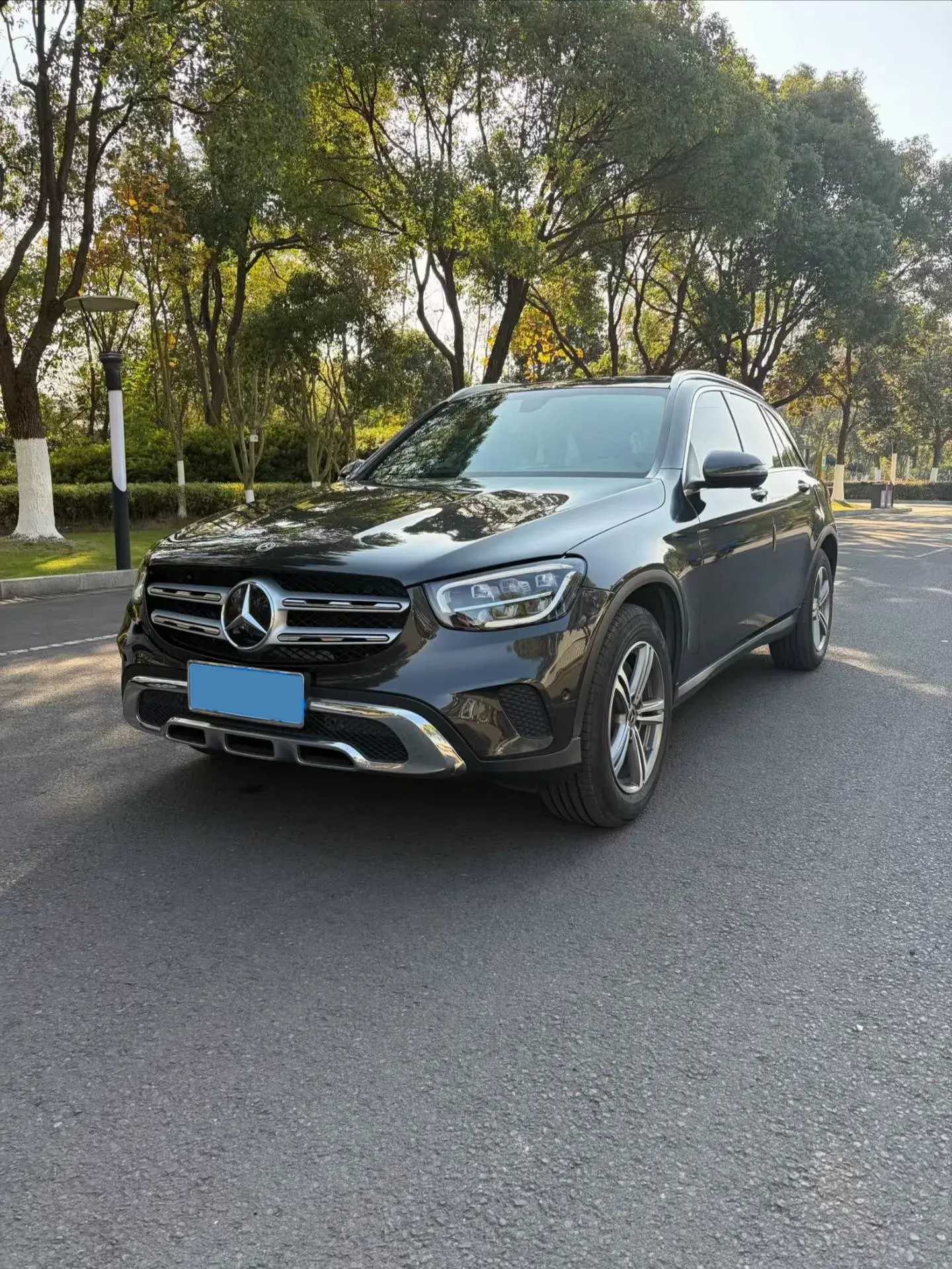 2021 MERCEDES-BENZ GLC view 1